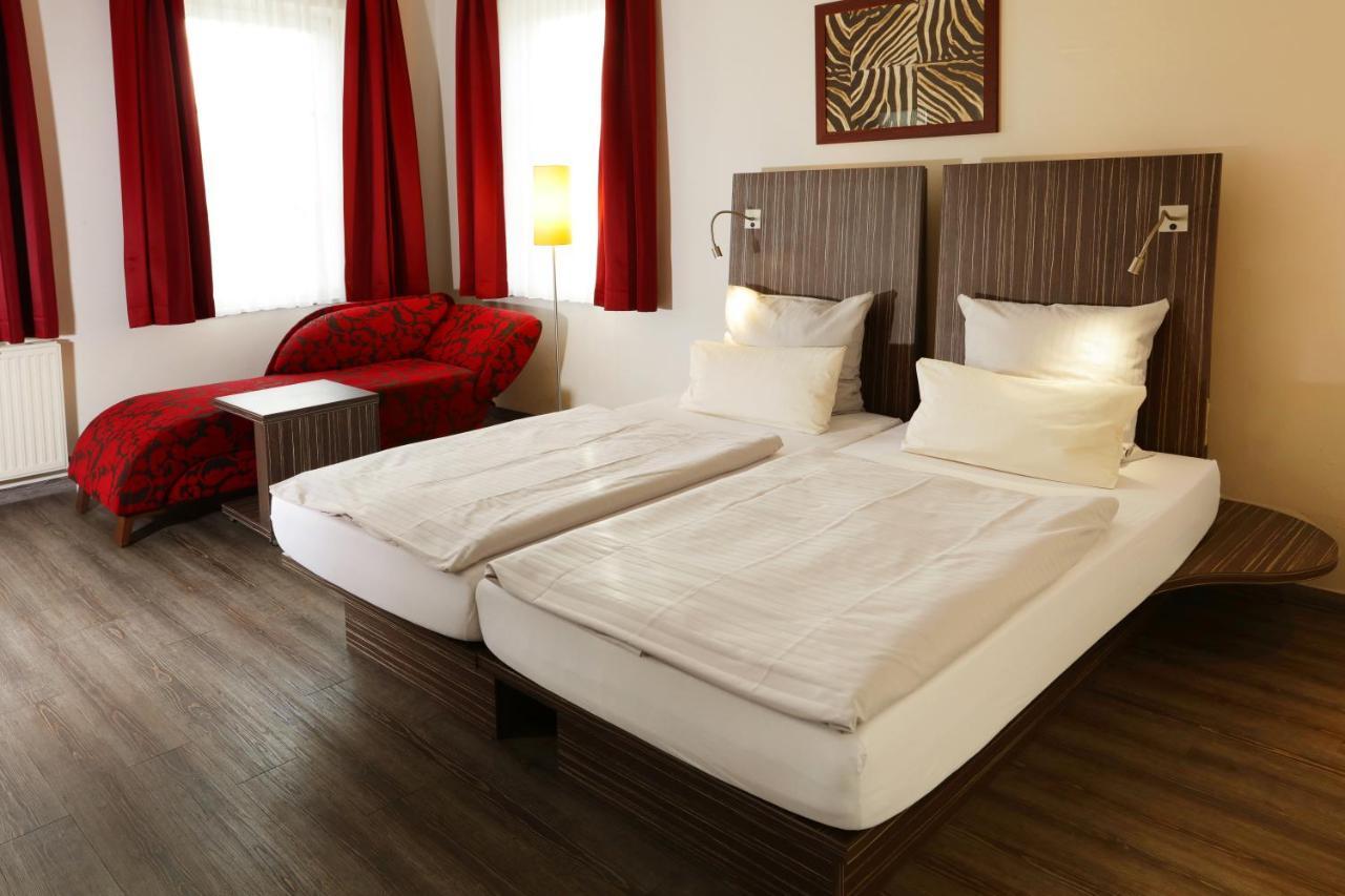 Gieschens Hotel อาคิม ภายนอก รูปภาพ